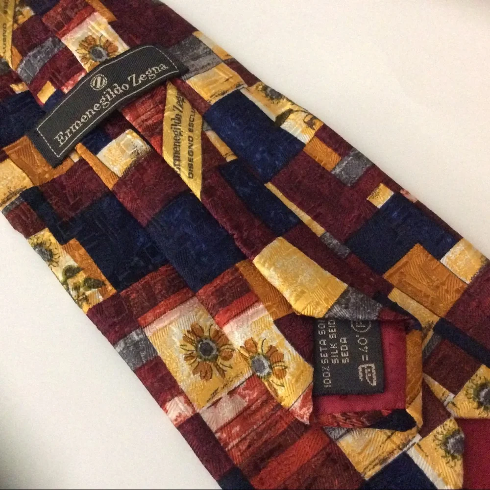 Ermenegildo Zegna Necktie Red Floral Silk Neck Tie - Picture 3 of 5